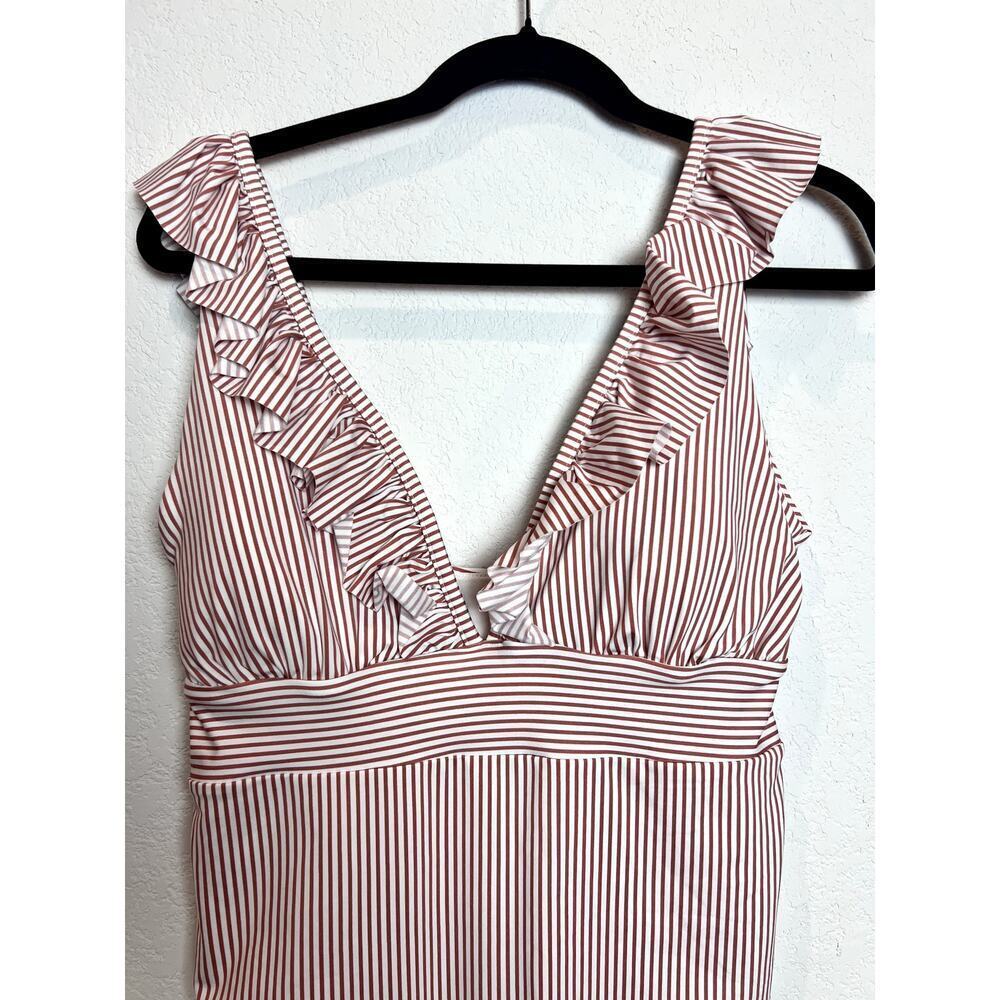 NWT: H&M One Pice Swimsuit Striped Size Large - Picture 2 of 11